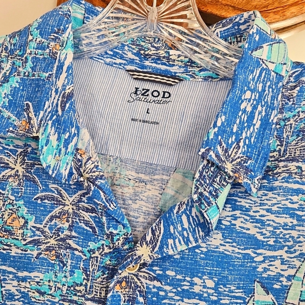 IZOD Blue Tropical Print Men's Shirt - Picture 2 of 4